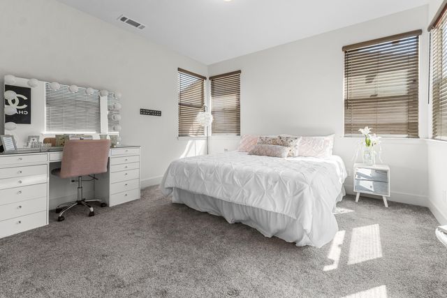 3432 W Good Avenue, Visalia, CA 93277