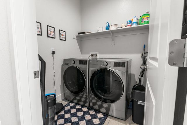 3432 W Good Avenue, Visalia, CA 93277