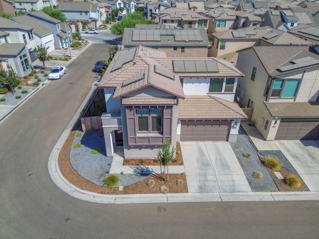 3432 W Good Avenue, Visalia, CA 93277