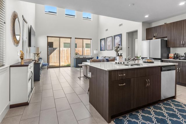 3432 W Good Avenue, Visalia, CA 93277