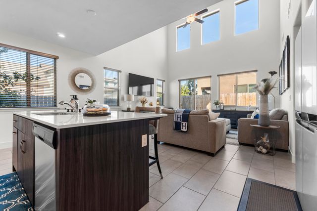 3432 W Good Avenue, Visalia, CA 93277