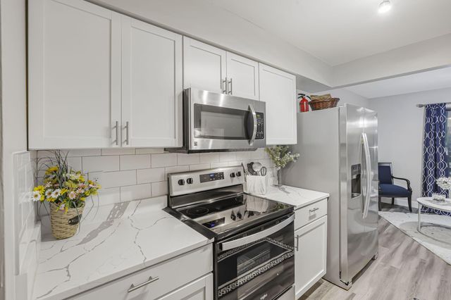 842 N Tamara Drive N, Gahanna, OH 43230