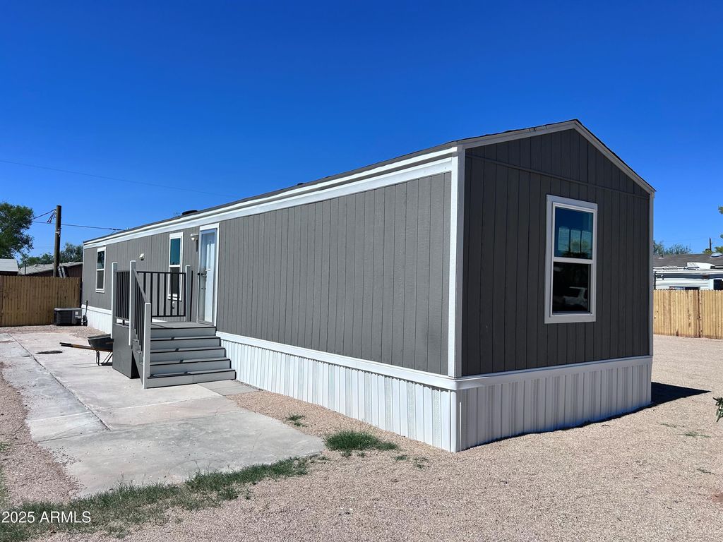 226 N 81ST Street, Mesa, AZ 85207