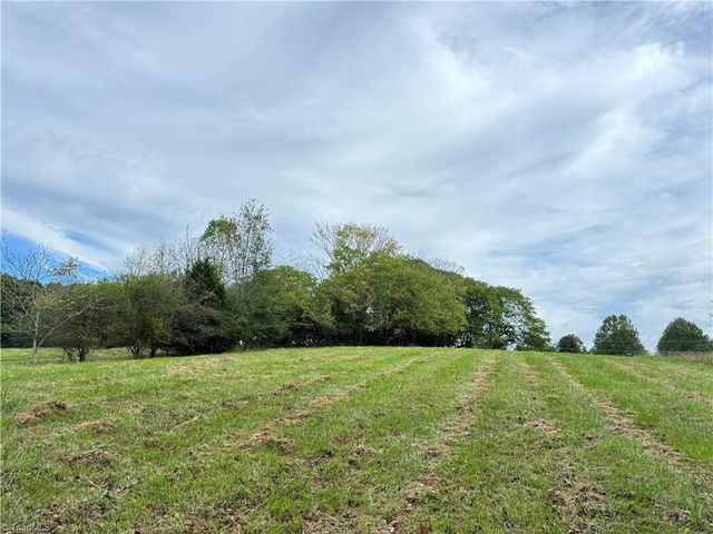 310 Jessup Grove Church Road, Pilot Mountain, NC 27041