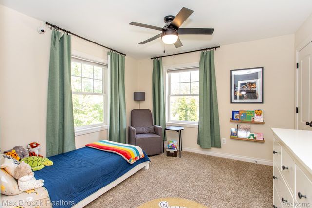 924 N Maple Avenue, Royal Oak, MI 48067