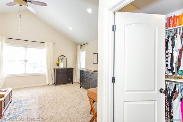 924 N Maple Avenue, Royal Oak, MI 48067
