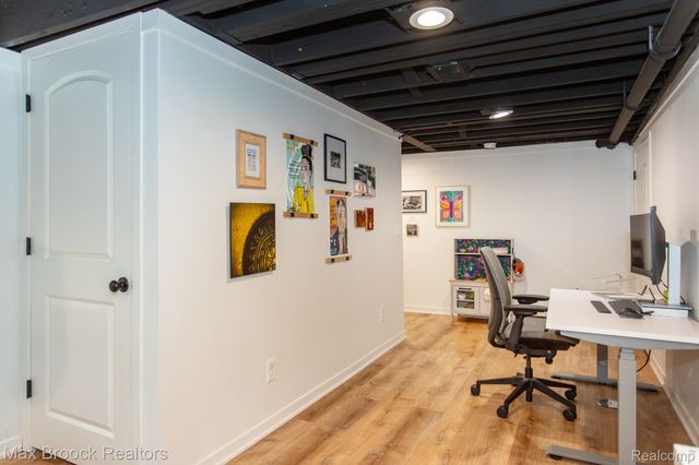 924 N Maple Avenue, Royal Oak, MI 48067