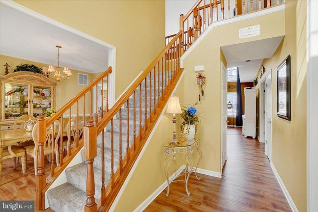 675 CLYDESDALE DR, York, PA 17402