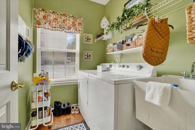 675 CLYDESDALE DR, York, PA 17402