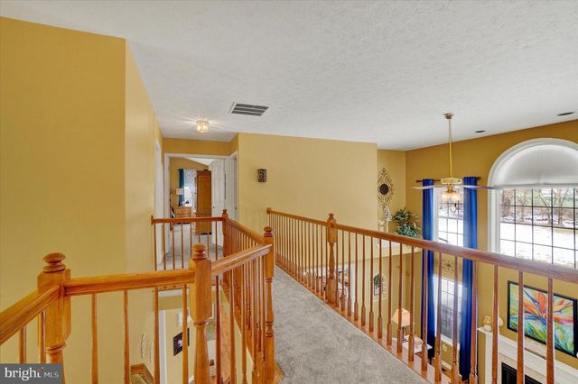 675 CLYDESDALE DR, York, PA 17402