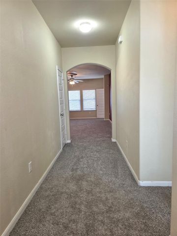 602 Mitchell DR, Hutto, TX 78634
