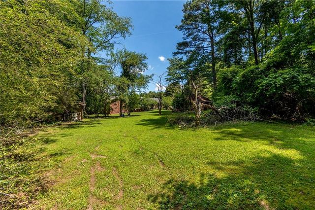 2218 Young Road, Stone Mountain, GA 30088