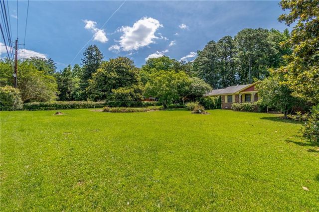 2218 Young Road, Stone Mountain, GA 30088