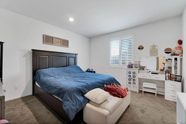 3586 White Sands Drive, Madera, CA 93637