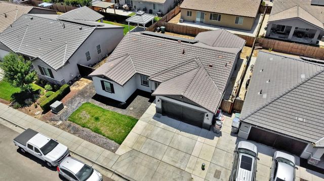 3586 White Sands Drive, Madera, CA 93637