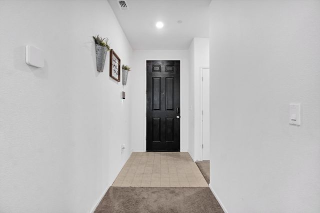 3586 White Sands Drive, Madera, CA 93637