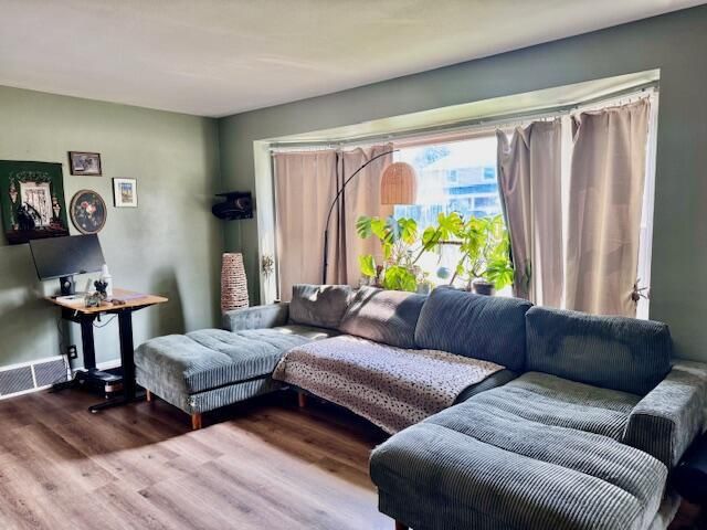 8140 57th AVENUE, Kenosha, WI 53142