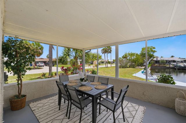 5016 DORY DRIVE, New Port Richey, FL 34652
