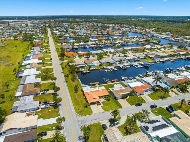 5016 DORY DRIVE, New Port Richey, FL 34652