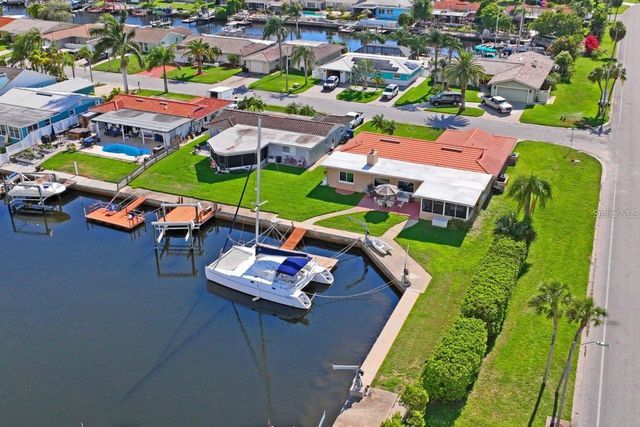 5016 DORY DRIVE, New Port Richey, FL 34652