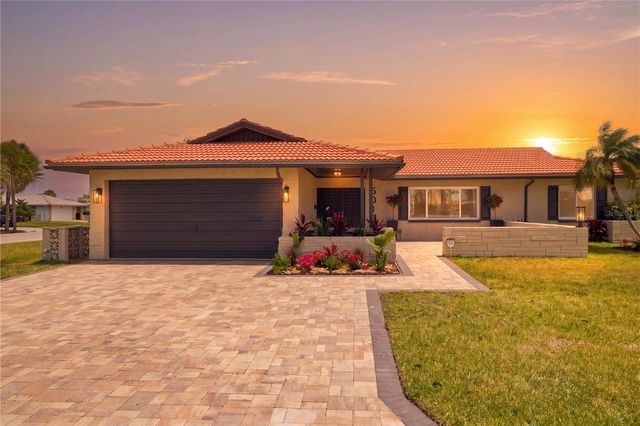 5016 DORY DRIVE, New Port Richey, FL 34652