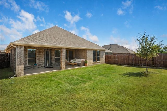 772 Soar Sky Way, Lavon, TX 75166