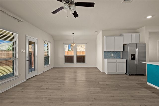 772 Soar Sky Way, Lavon, TX 75166