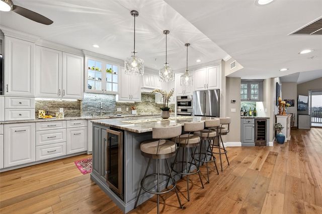 1280 DOLPHIN BAY WAY 503, Sarasota, FL 34242