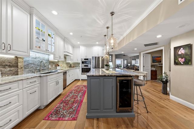 1280 DOLPHIN BAY WAY 503, Sarasota, FL 34242