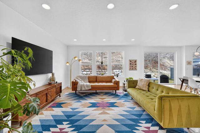 1878 W CHACO CIR, Lehi, UT 84048