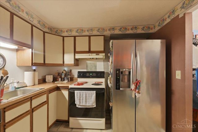 2435 Montana Avenue, Cincinnati, OH 45211