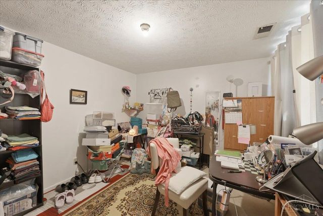 2435 Montana Avenue, Cincinnati, OH 45211