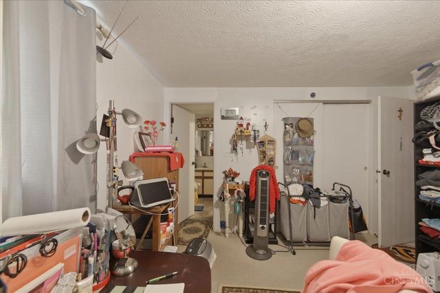2435 Montana Avenue, Cincinnati, OH 45211
