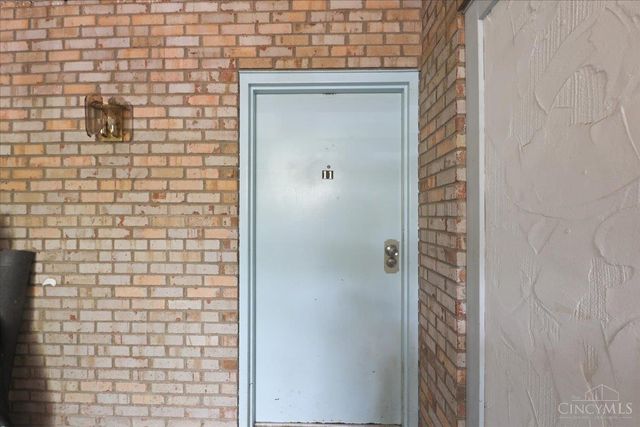 2435 Montana Avenue, Cincinnati, OH 45211
