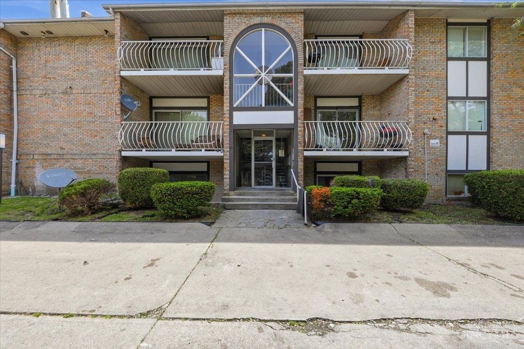 2435 Montana Avenue, Cincinnati, OH 45211