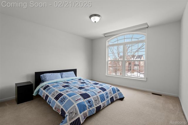 49681 S Glacier, Northville Township, MI 48168