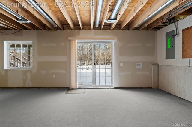 49681 S Glacier, Northville Township, MI 48168