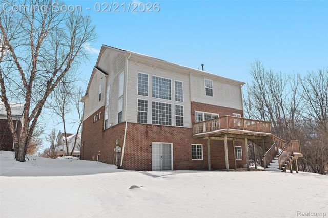 49681 S Glacier, Northville Township, MI 48168