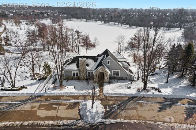 49681 S Glacier, Northville Township, MI 48168