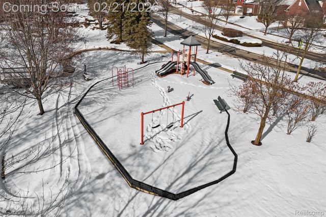 49681 S Glacier, Northville Township, MI 48168