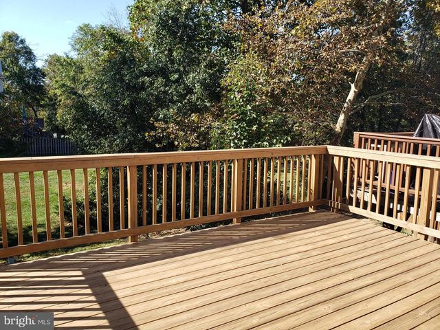 5732 LOFTHILL CT, Alexandria, VA 22303