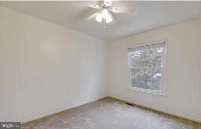 5732 LOFTHILL CT, Alexandria, VA 22303