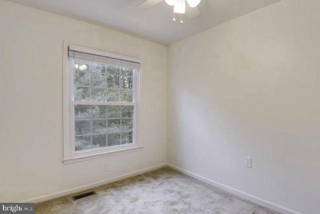 5732 LOFTHILL CT, Alexandria, VA 22303