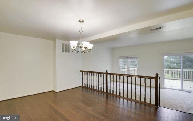 5732 LOFTHILL CT, Alexandria, VA 22303