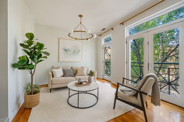 1619 W Le Moyne Street 3, Chicago, IL 60622
