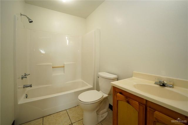 1309 Carlos Drive, Alamo, TX 78516