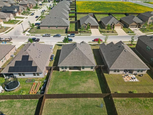 903 Saddle Club Way, Princeton, TX 75407