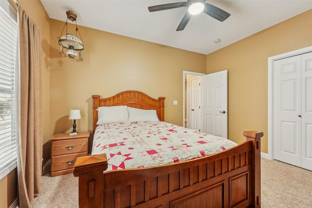 1215 NW Boulder Drive, Ankeny, IA 50023