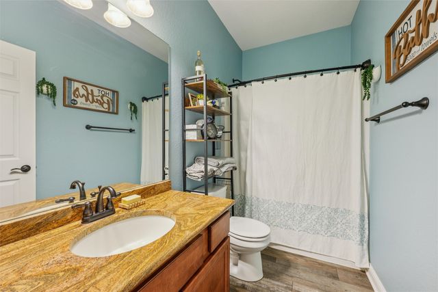 1215 NW Boulder Drive, Ankeny, IA 50023