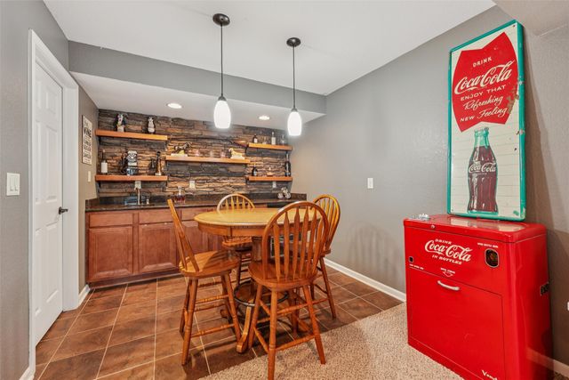 1215 NW Boulder Drive, Ankeny, IA 50023